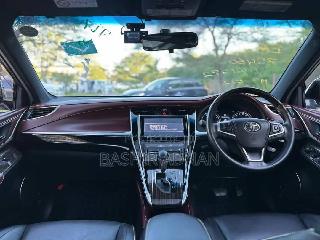 Toyota Harrier 2015 Off white