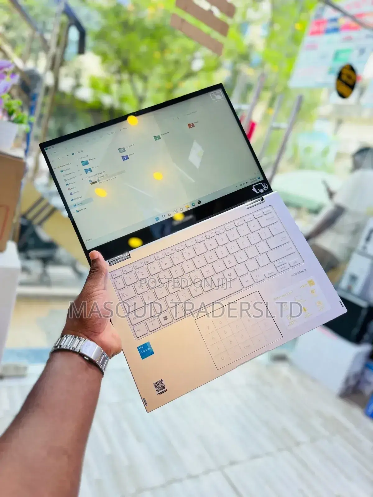 Laptop Asus VivoBook S301LA 8GB Intel Celeron SSD 512GB