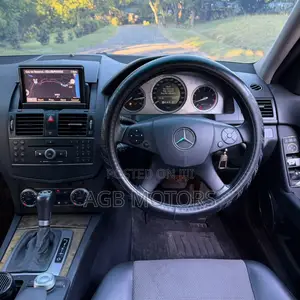 Mercedes-Benz C-Class 2008 Black