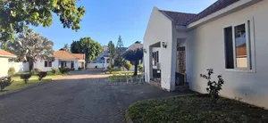 3bdrm Villa in Dalalipapaatzseven, Kinondoni for rent