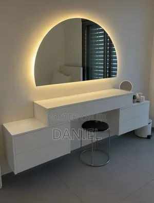 Dressing Table Rangi Nyeupe