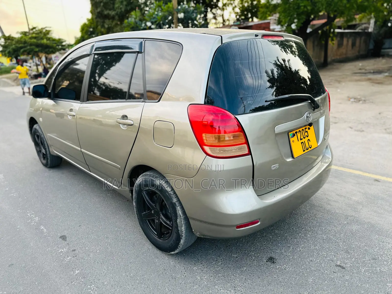Toyota Corolla Spacio 2006 Gold