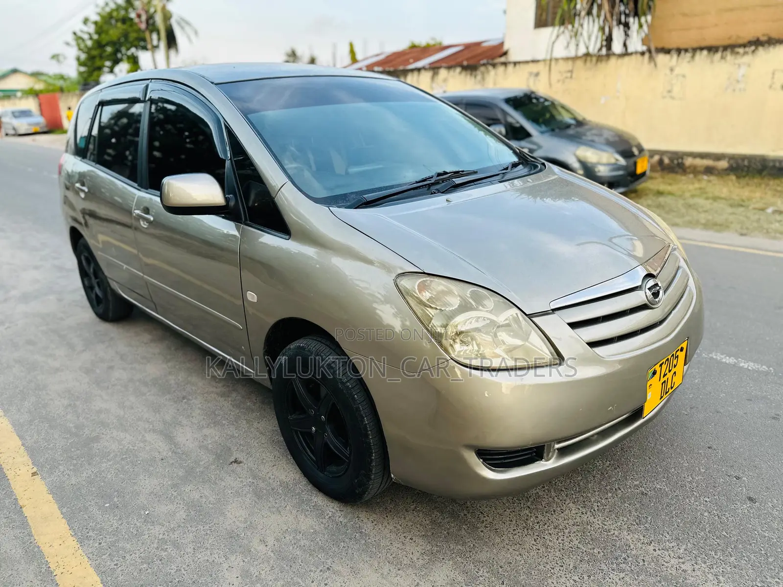 Toyota Corolla Spacio 2006 Gold