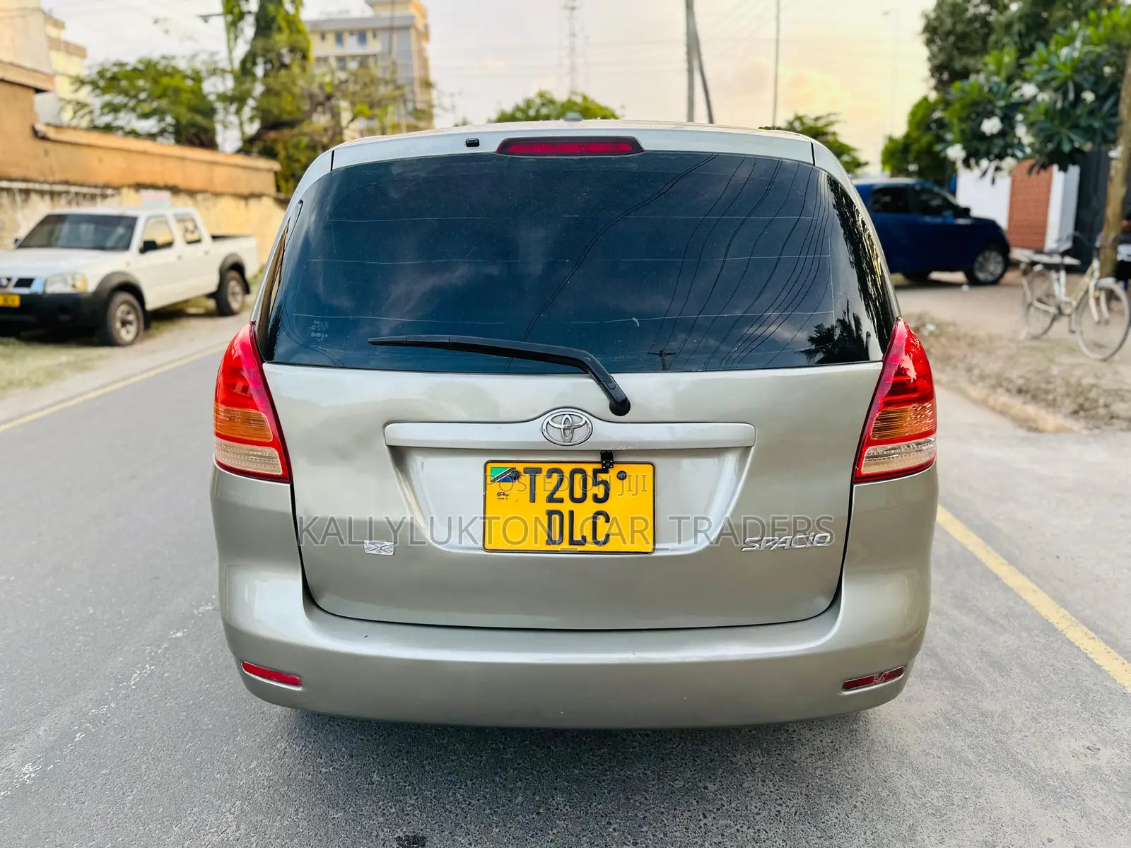 Toyota Corolla Spacio 2006 Gold