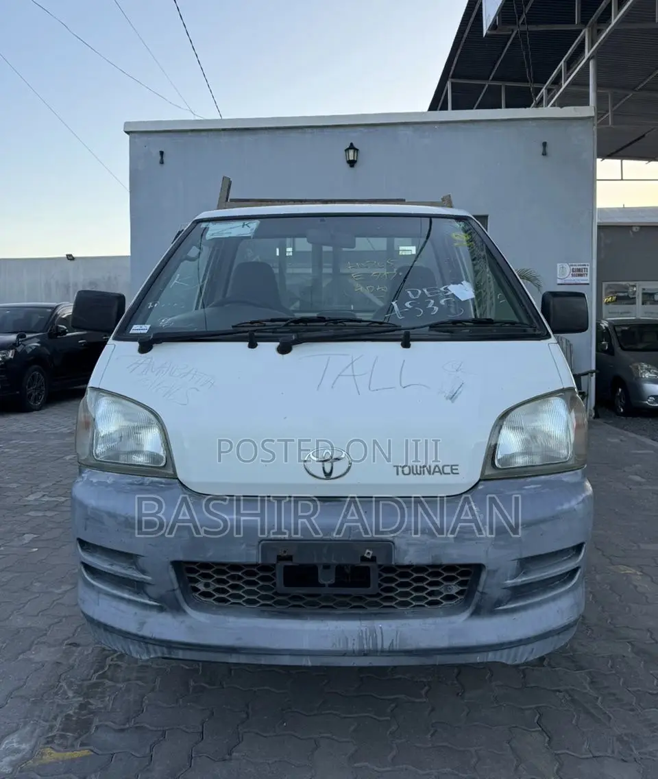 Toyota Townace Truck Mpyaa 1 Tonne Unregistered.