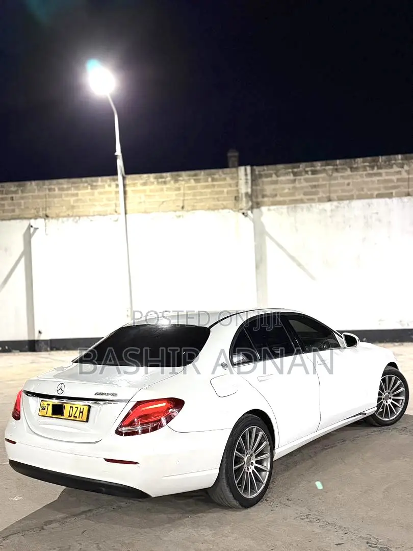 Mercedes-Benz E200 2015 White