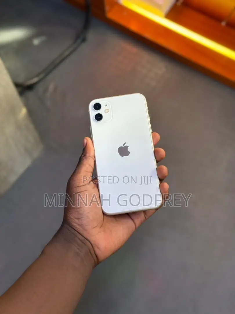 Apple iPhone 11 64 GB White