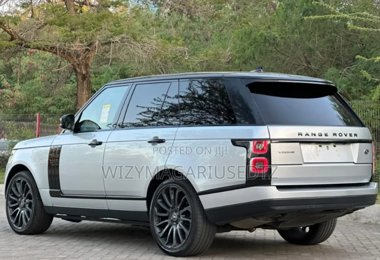 Land Rover Range Rover Vogue 2015 Burgundy