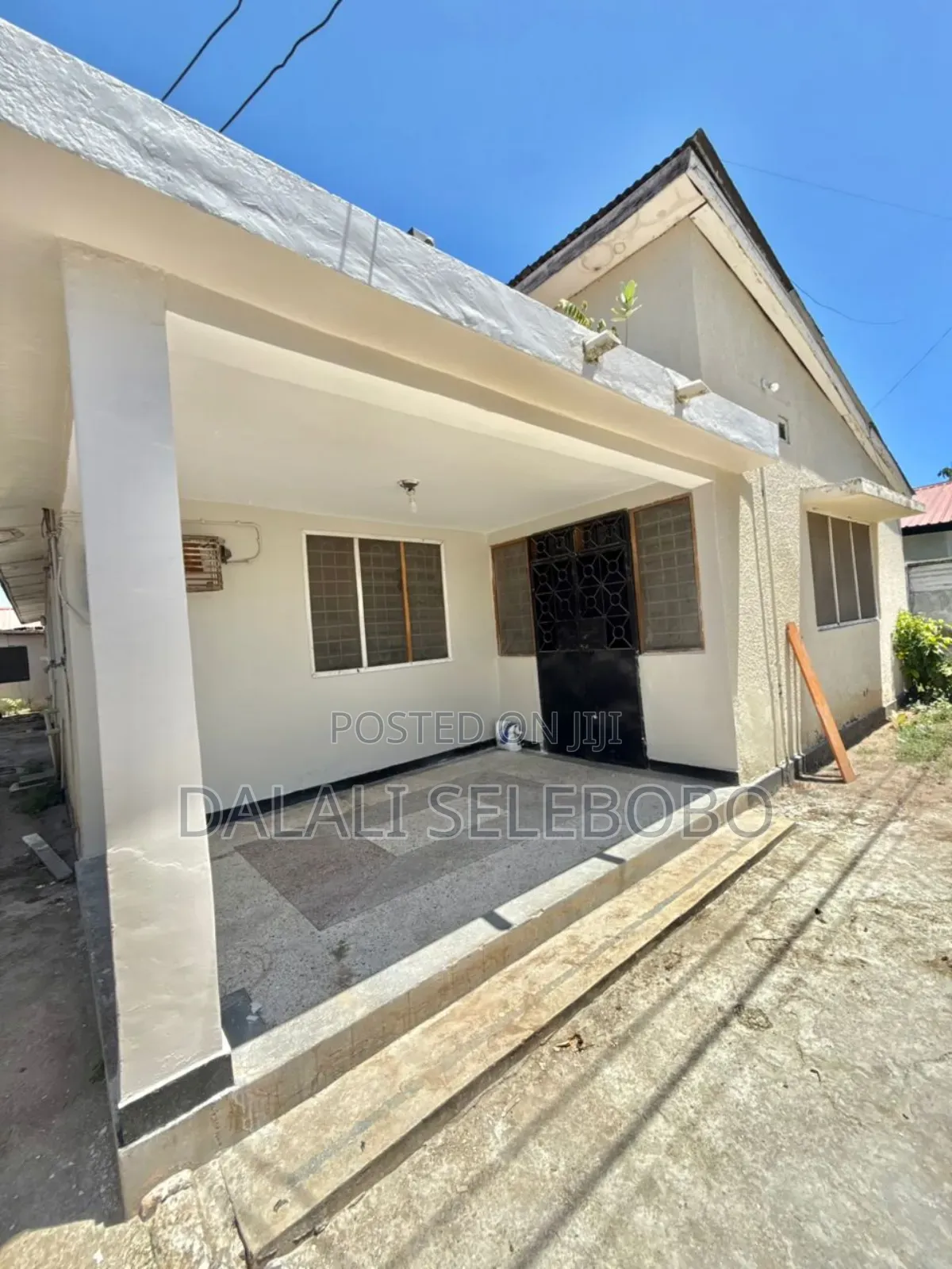 1bdrm Bungalow in Mikocheni B for rent