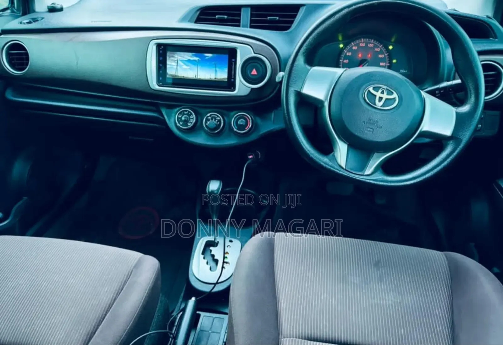 Toyota Vitz 2013 Black