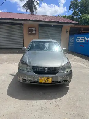 Toyota Mark II 2004 Gray
