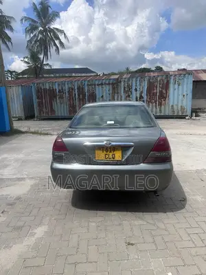 Toyota Mark II 2004 Gray