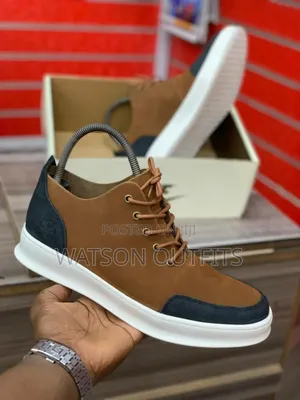 Buti Za Rangi Mbalimbali Au McHanganyiko or Mixed Colour Men's Boots