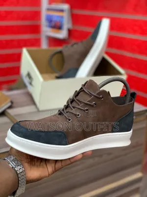 Buti Za Rangi Mbalimbali Au McHanganyiko or Mixed Colour Men's Boots