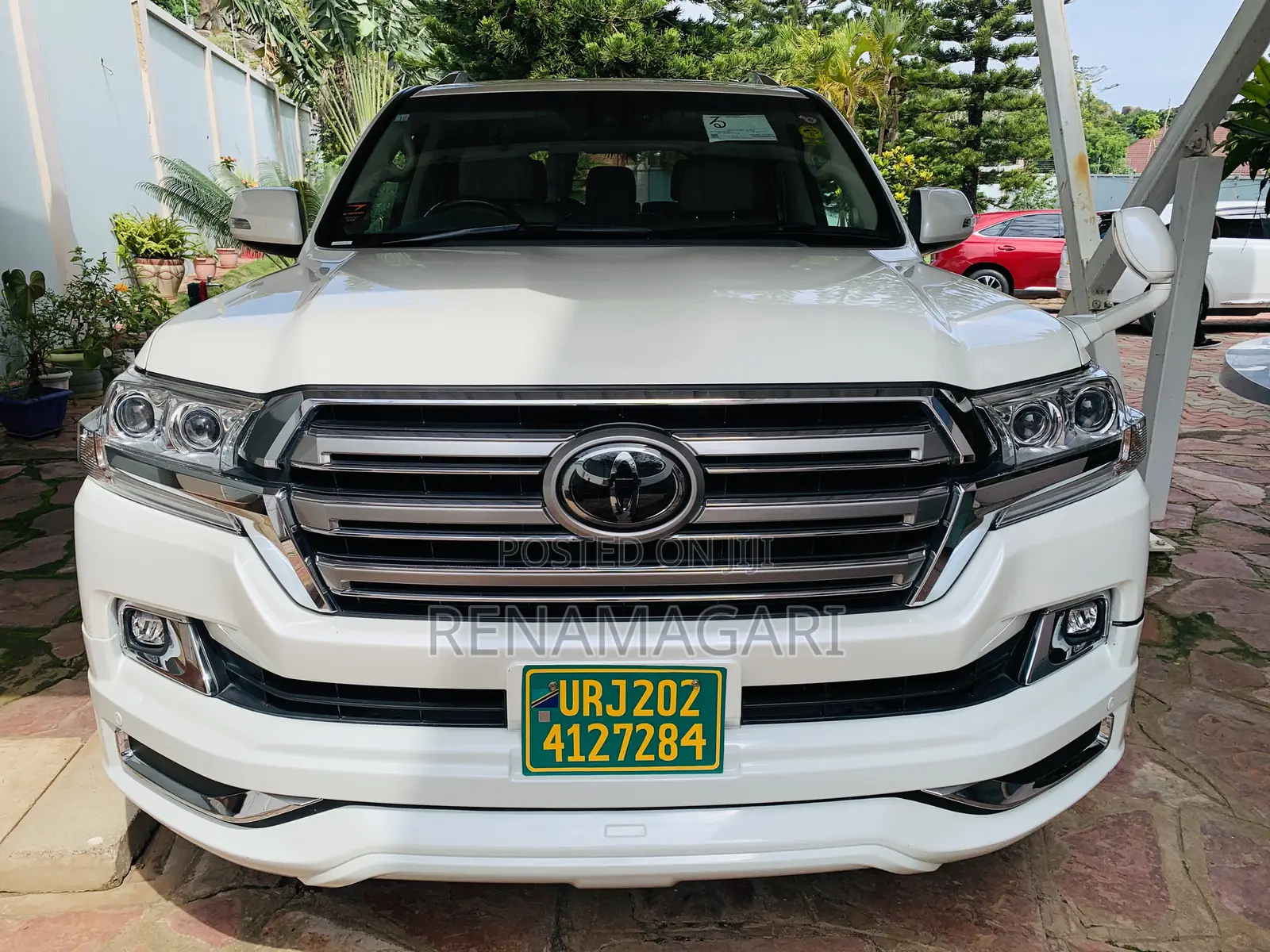 Toyota Land Cruiser 2018 White