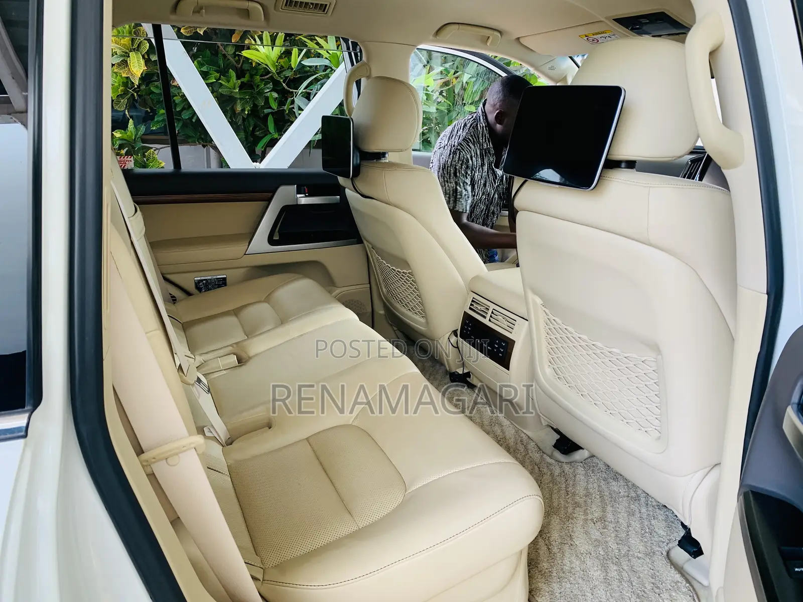 Toyota Land Cruiser 2018 White