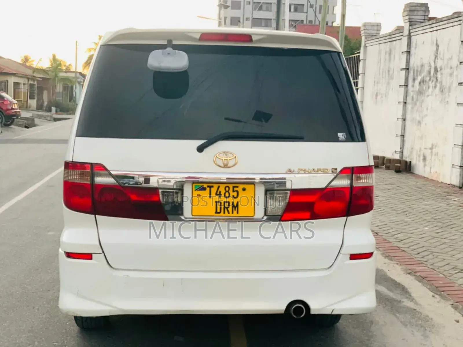 Toyota Alphard 2005 White