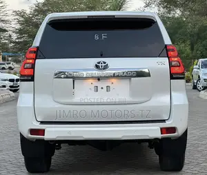 Toyota Land Cruiser Prado 2018 White