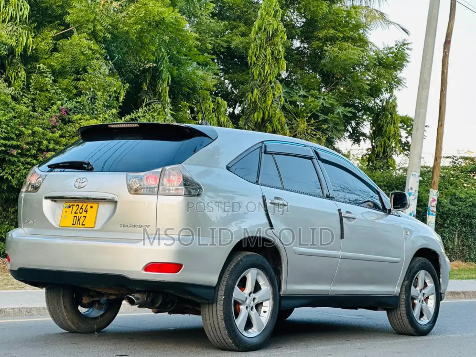 Toyota Harrier 2005 Silver