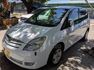 Toyota Corolla Spacio 2004 White