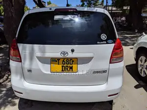 Toyota Corolla Spacio 2004 White