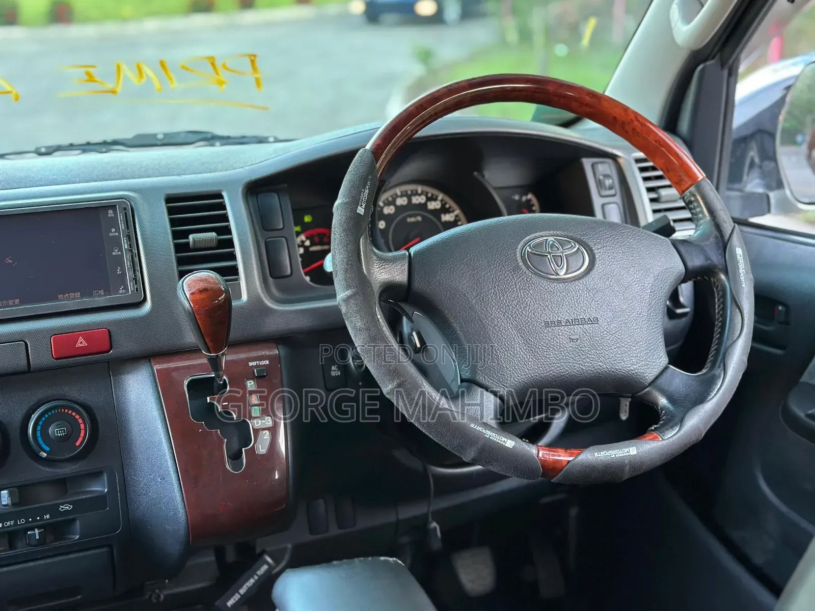 Toyota Regius 2008 Silver