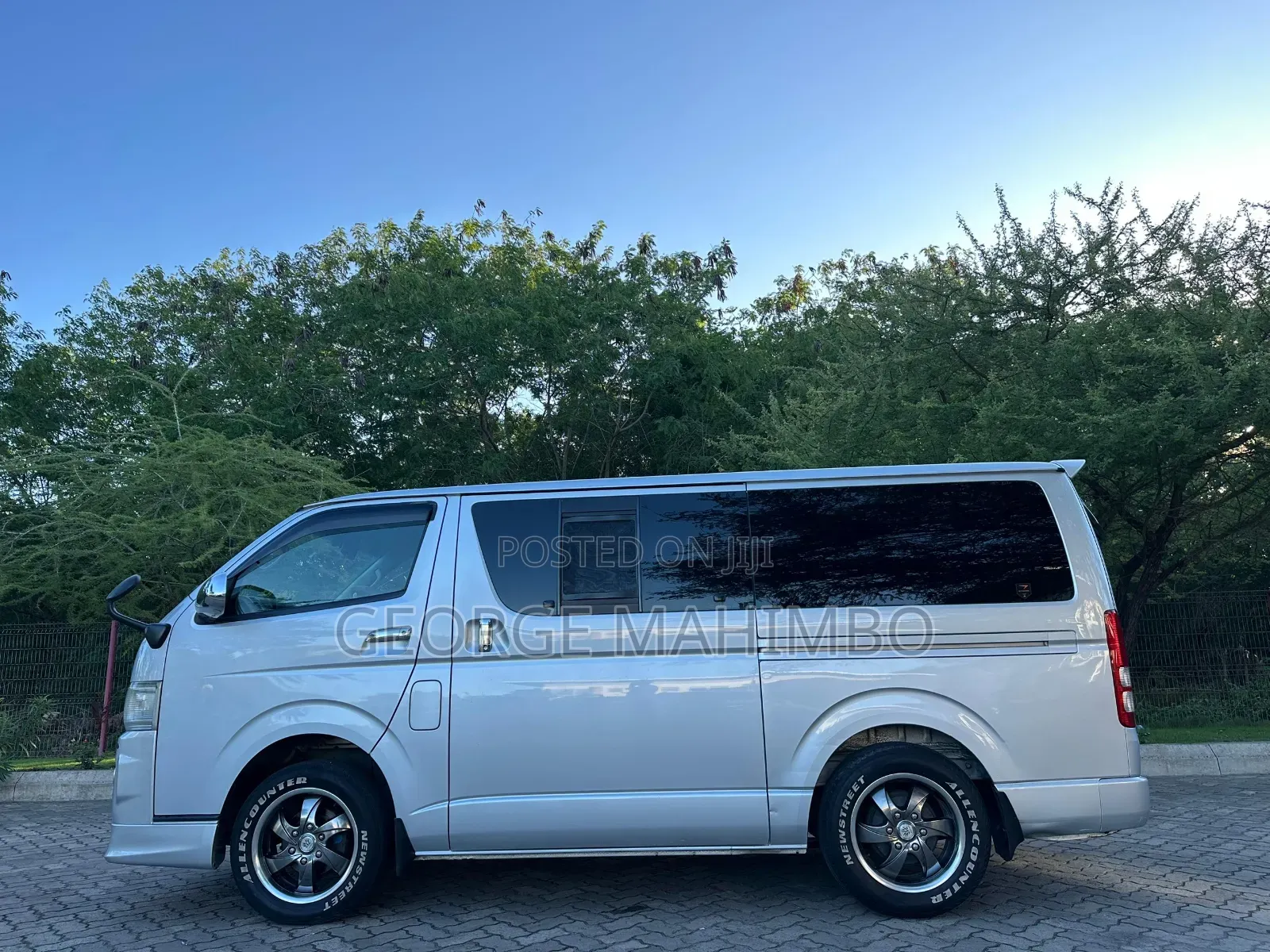 Toyota Regius 2008 Silver