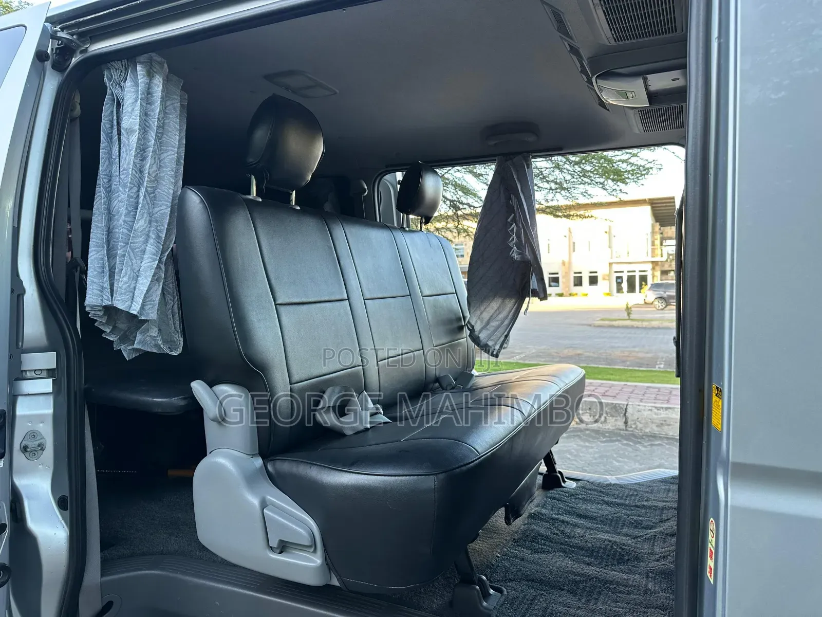 Toyota Regius 2008 Silver