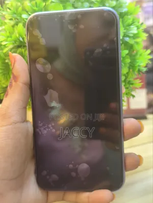 New Apple iPhone 11 128 GB Purple