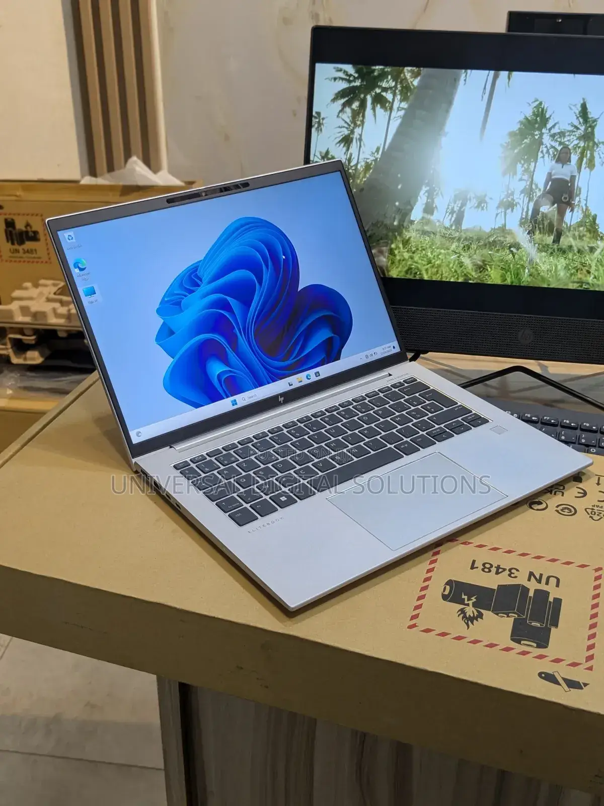 New Laptop HP EliteBook 845 G10 16GB AMD Ryzen 5 SSD 256GB