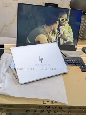 New Laptop HP EliteBook 645 G9 16GB AMD Ryzen 5 SSD 512GB