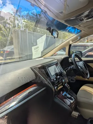 Toyota Alphard 2.5 Petrol FWD 2017 Black
