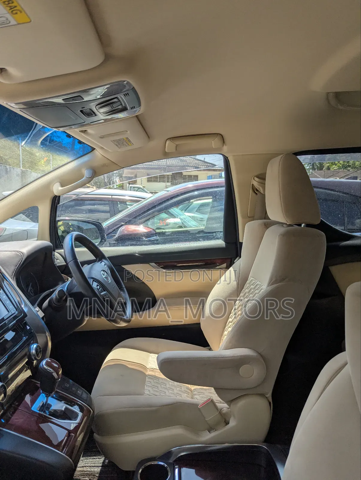 Toyota Alphard 2.5 Petrol FWD 2017 Black