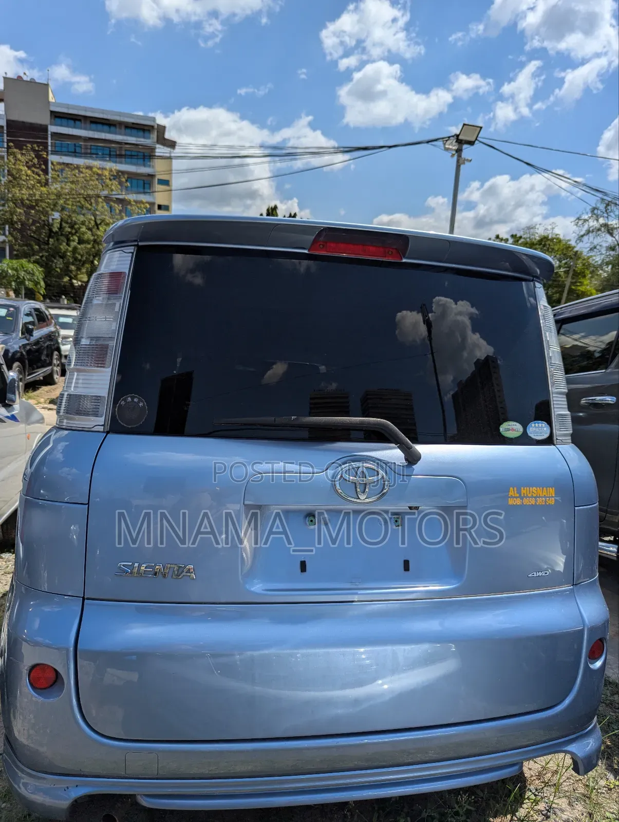 Toyota Sienta 1.5 AWD (6-seater) 2015 Blue