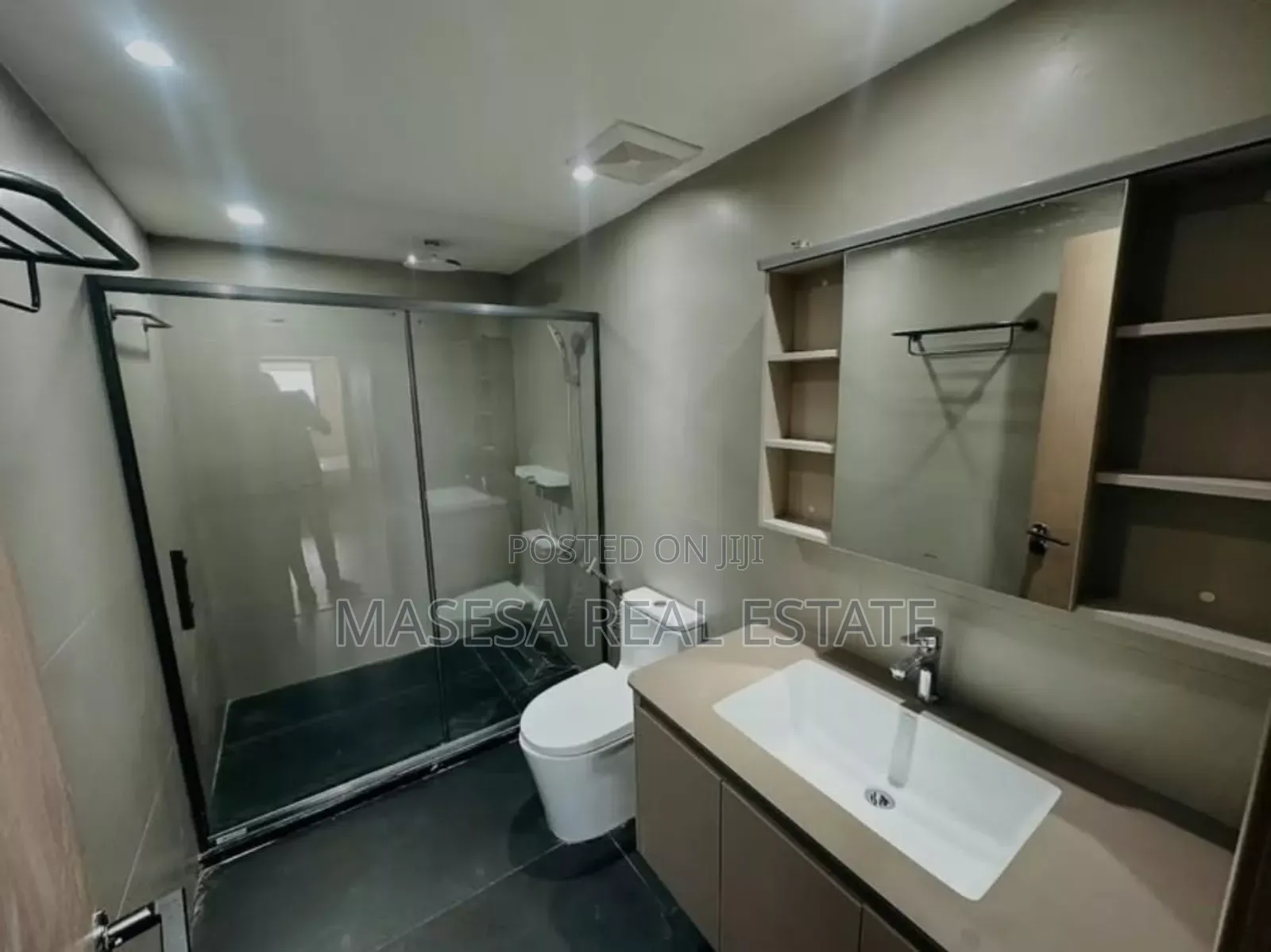 Furnished 2bdrm Apartment in Oyster Bay for rent