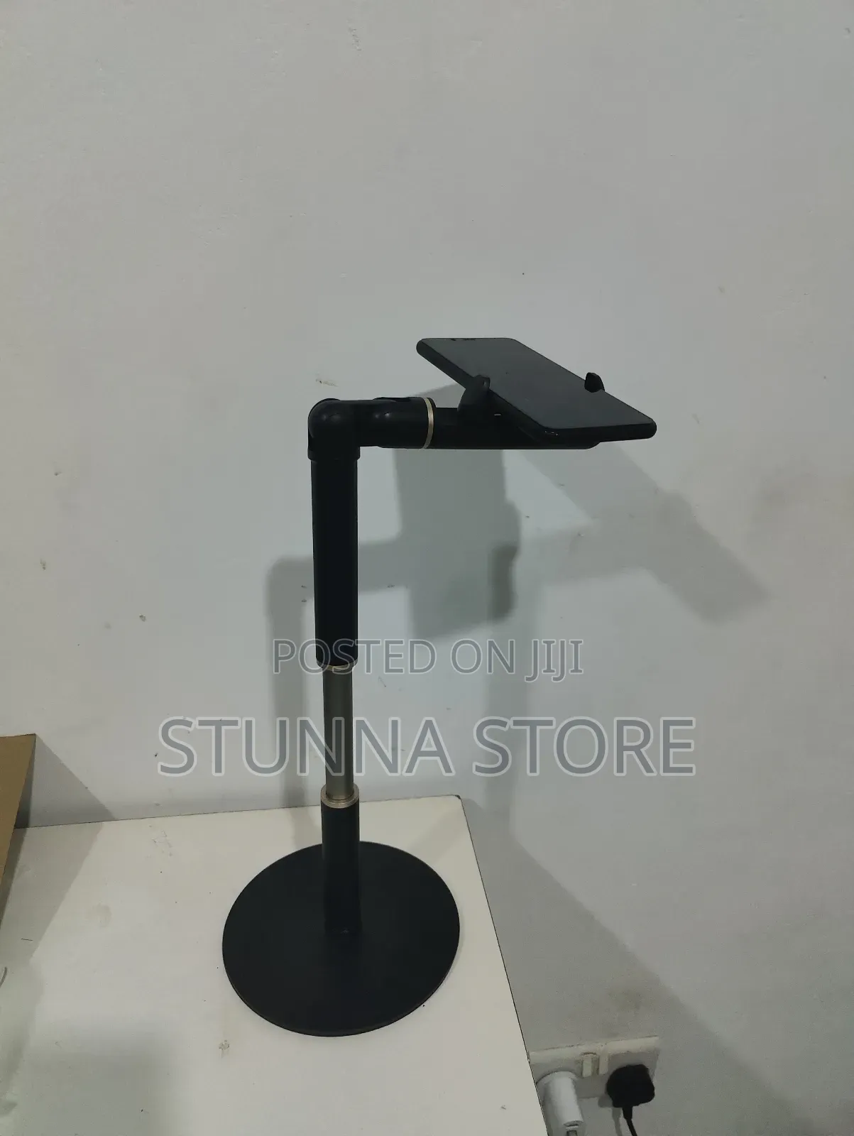360° Desktop Stand