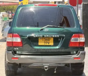 Toyota Land Cruiser 2006 Green
