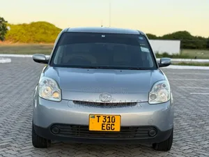 Mazda Verisa 2008 Blue