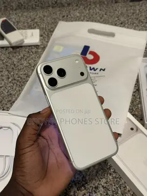 New Apple iPhone 17 Pro Max 512 GB Silver