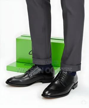 Viatu Vya Moka or Moccasins Vya Watu Wazima