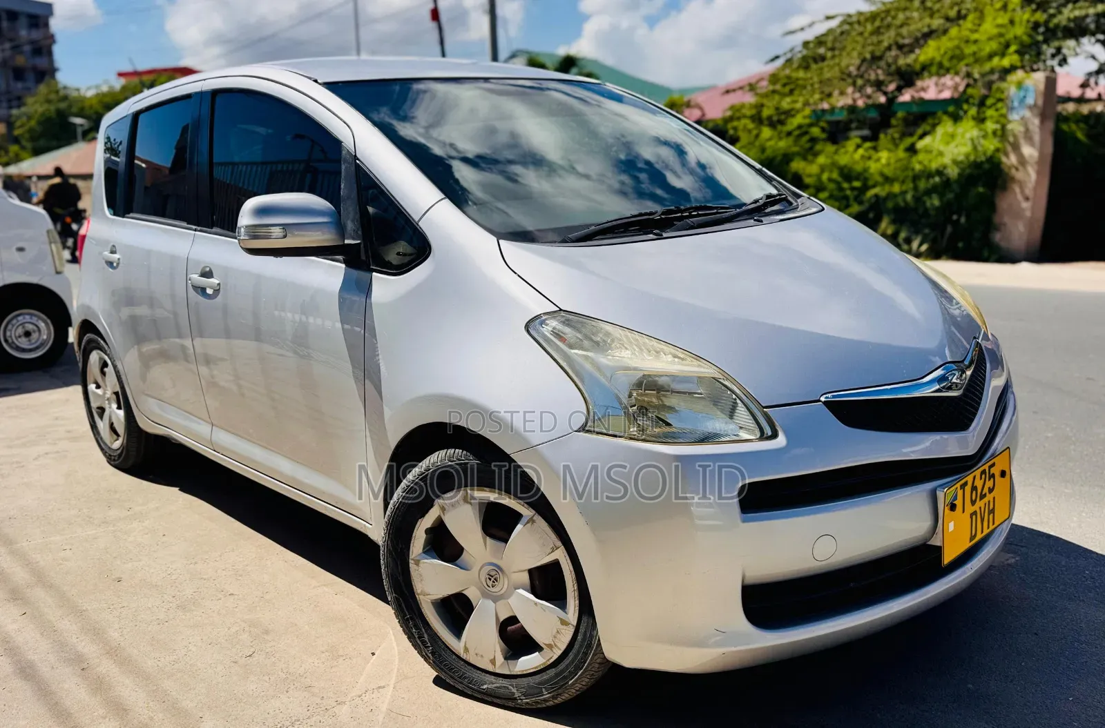 Toyota Ractis 2006 Silver