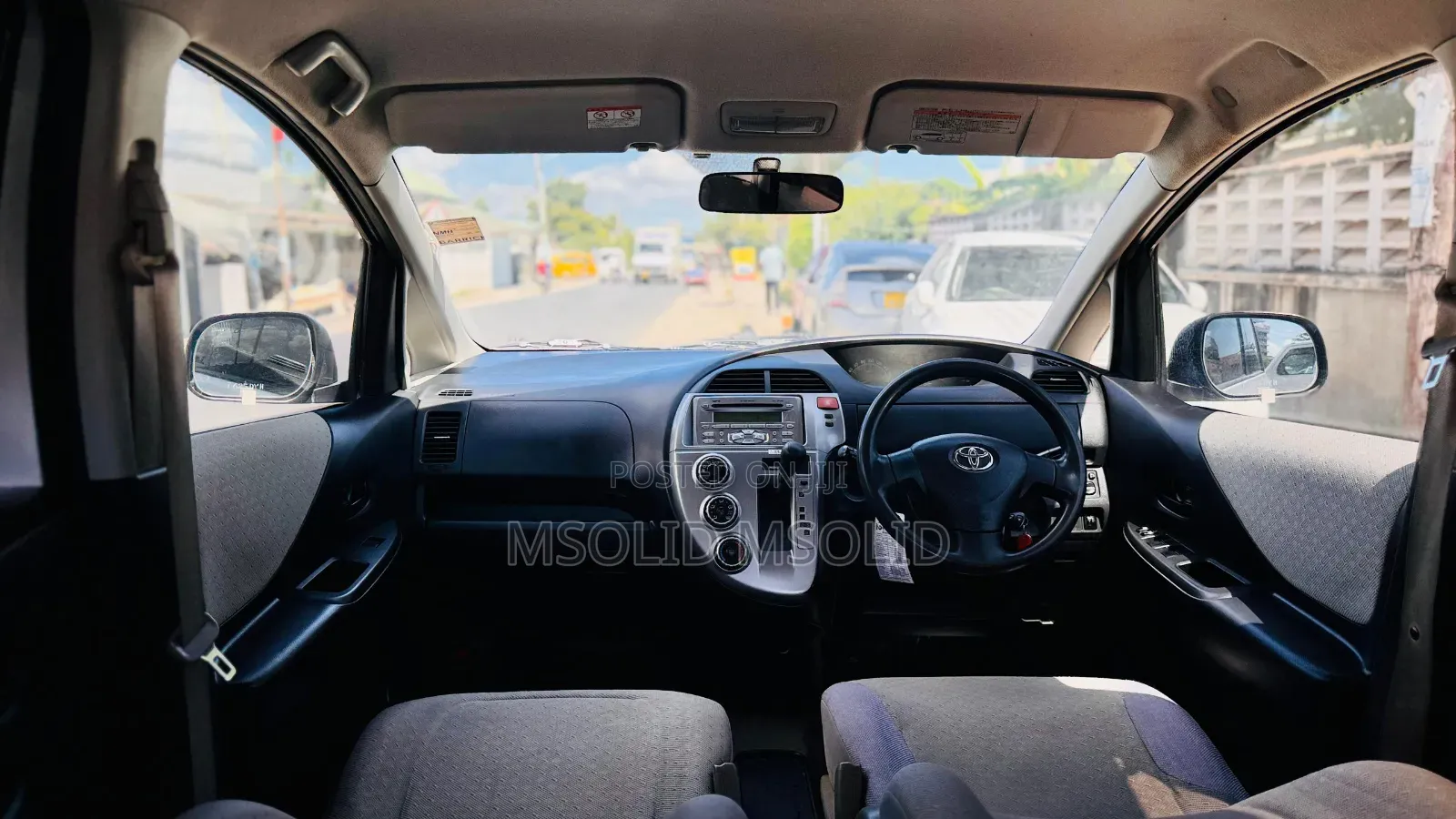 Toyota Ractis 2006 Silver