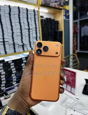 New Apple iPhone 17 Pro Max 256 GB Orange