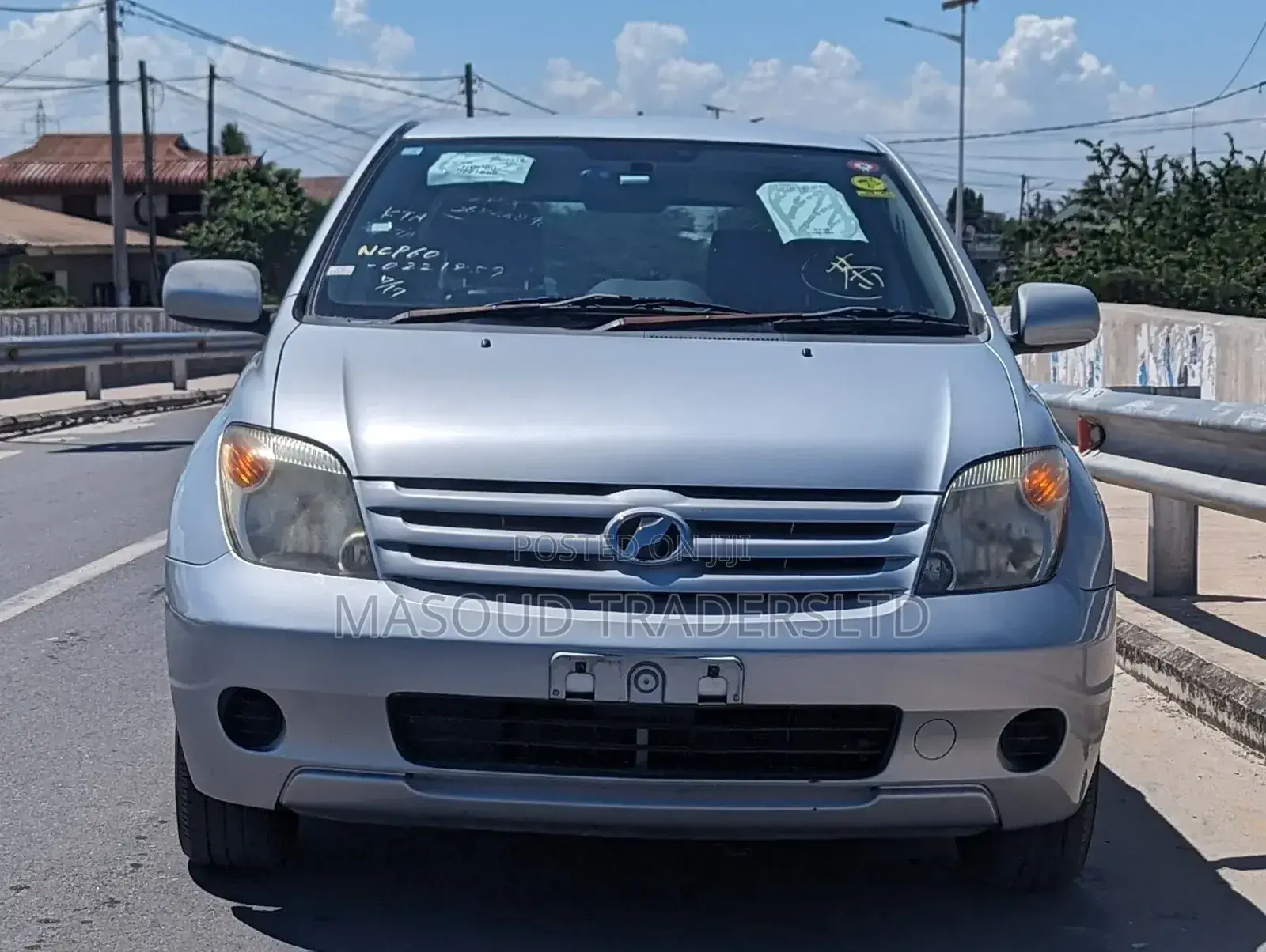 Toyota IST 2005 Silver