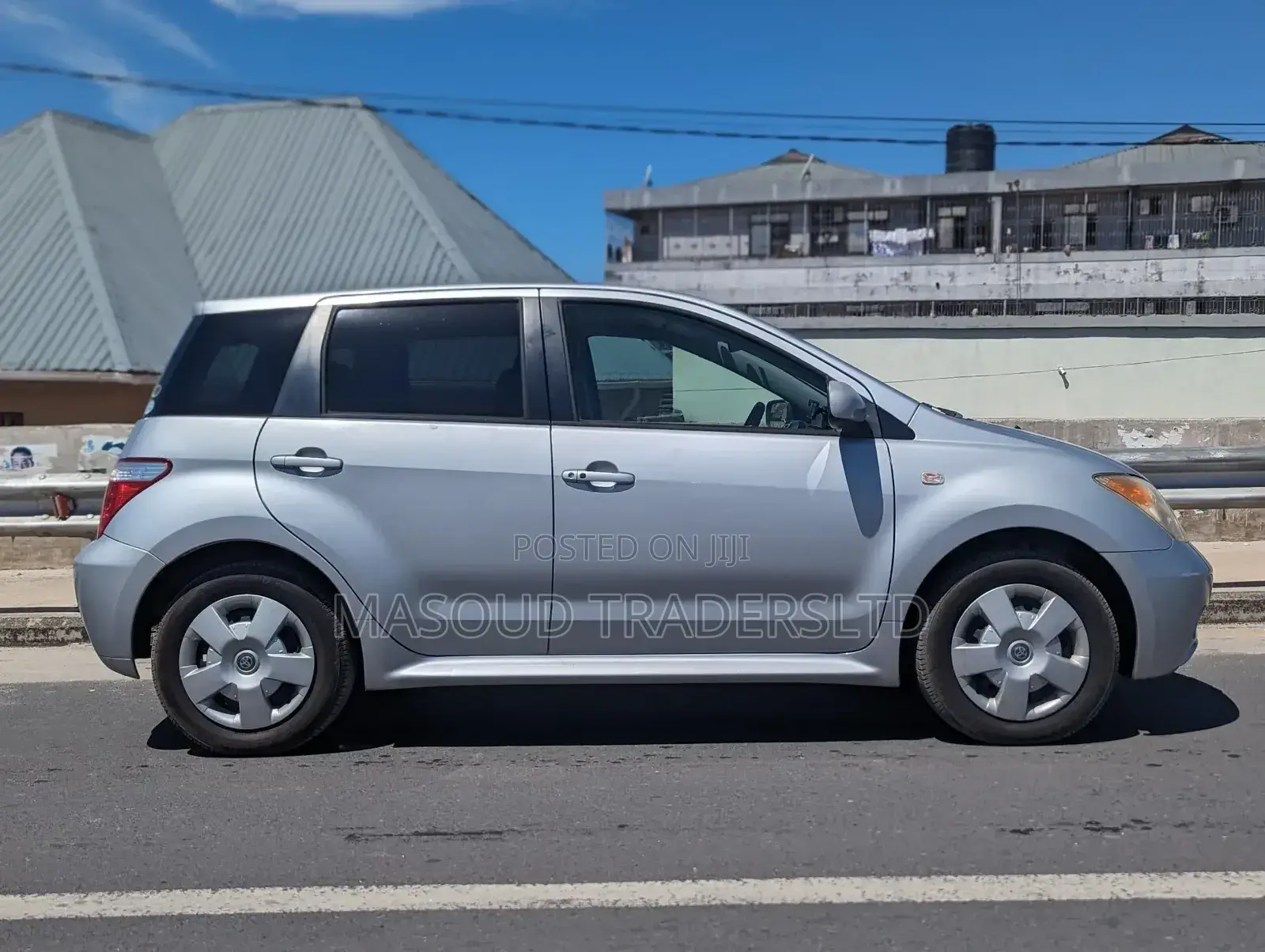 Toyota IST 2005 Silver