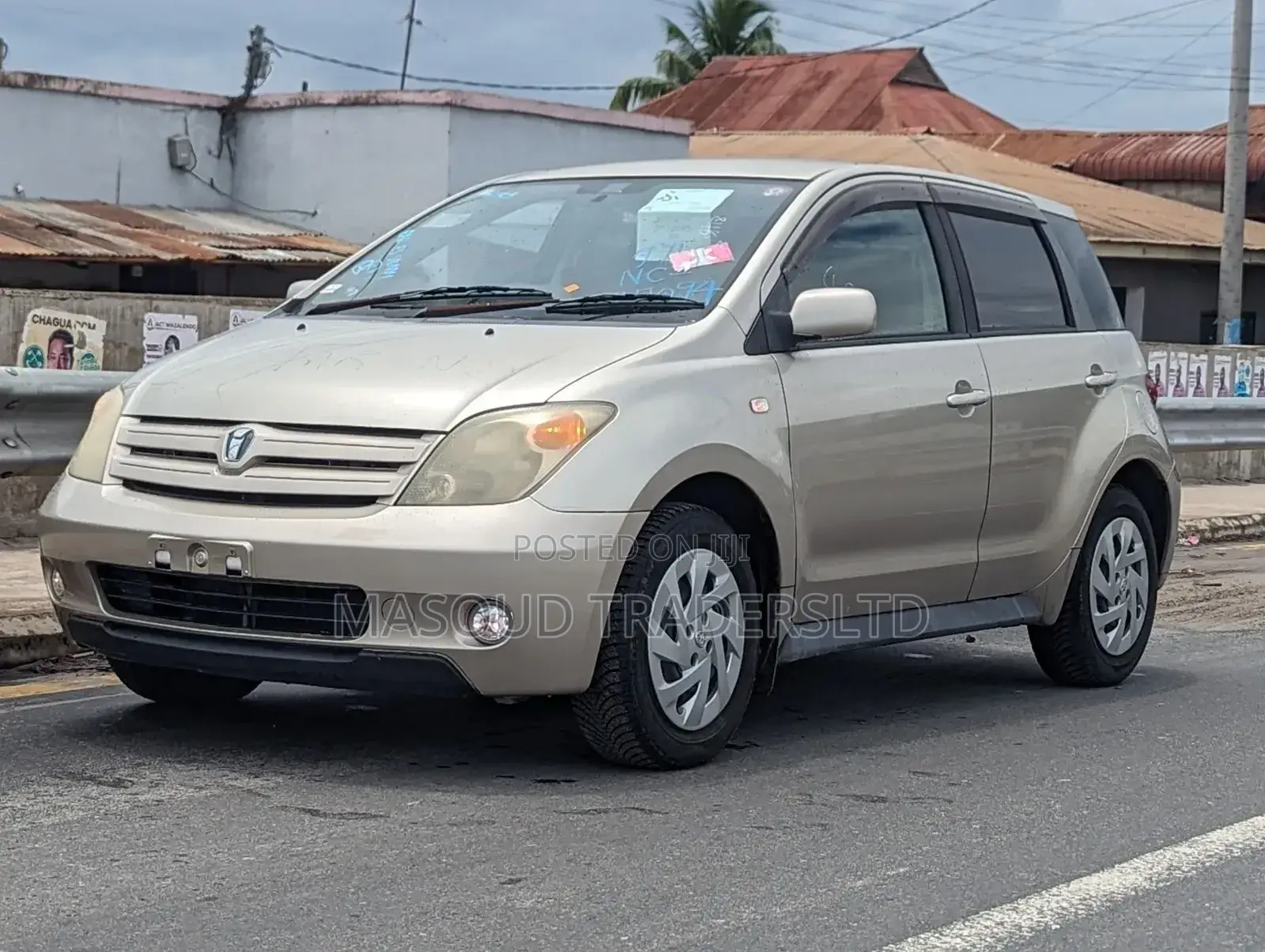 Toyota IST 2002 Beige