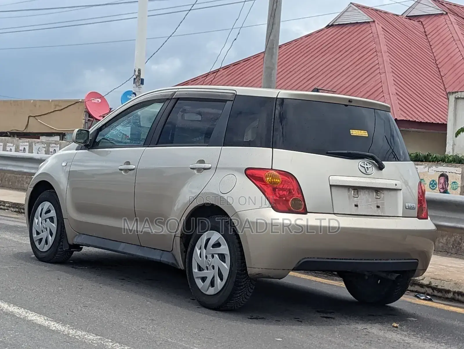 Toyota IST 2002 Beige