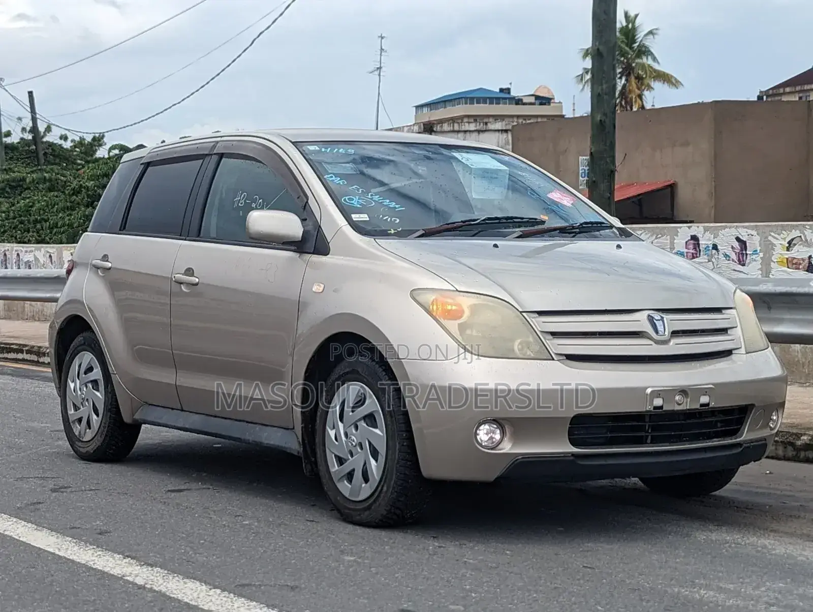 Toyota IST 2002 Beige