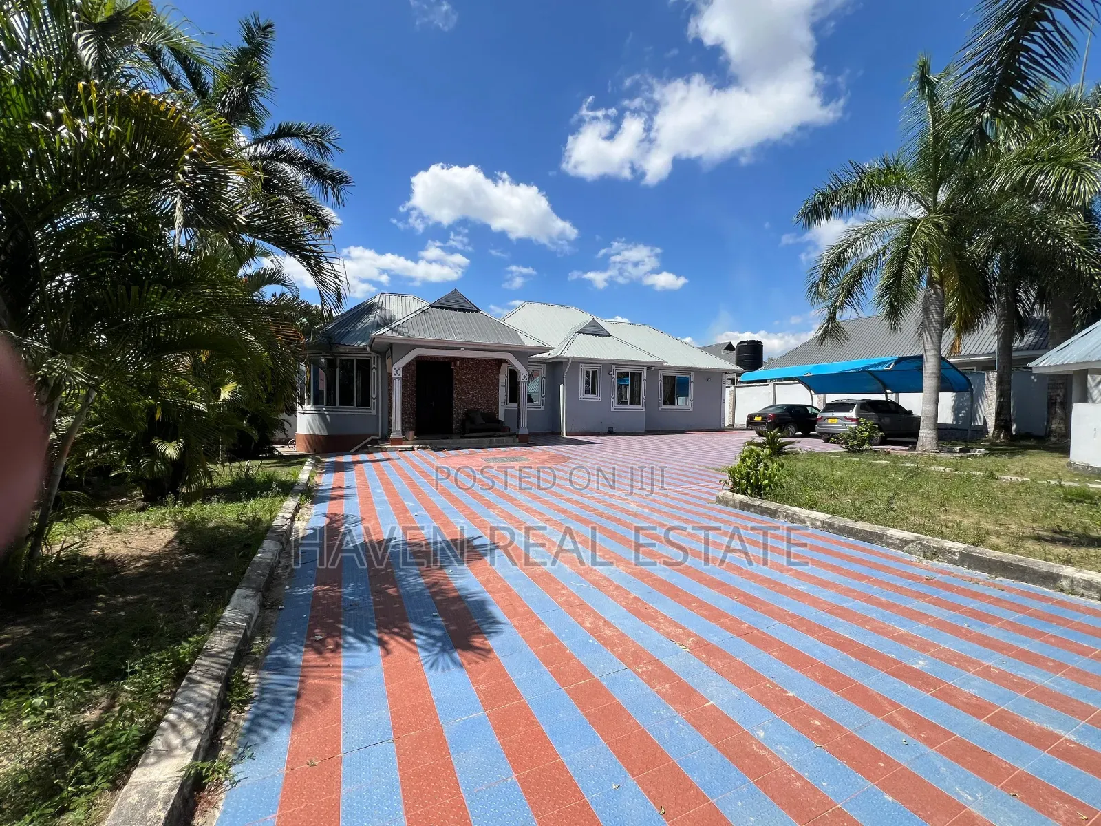3bdrm House in Goba for sale