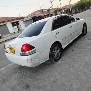 Toyota Mark II 2004 White